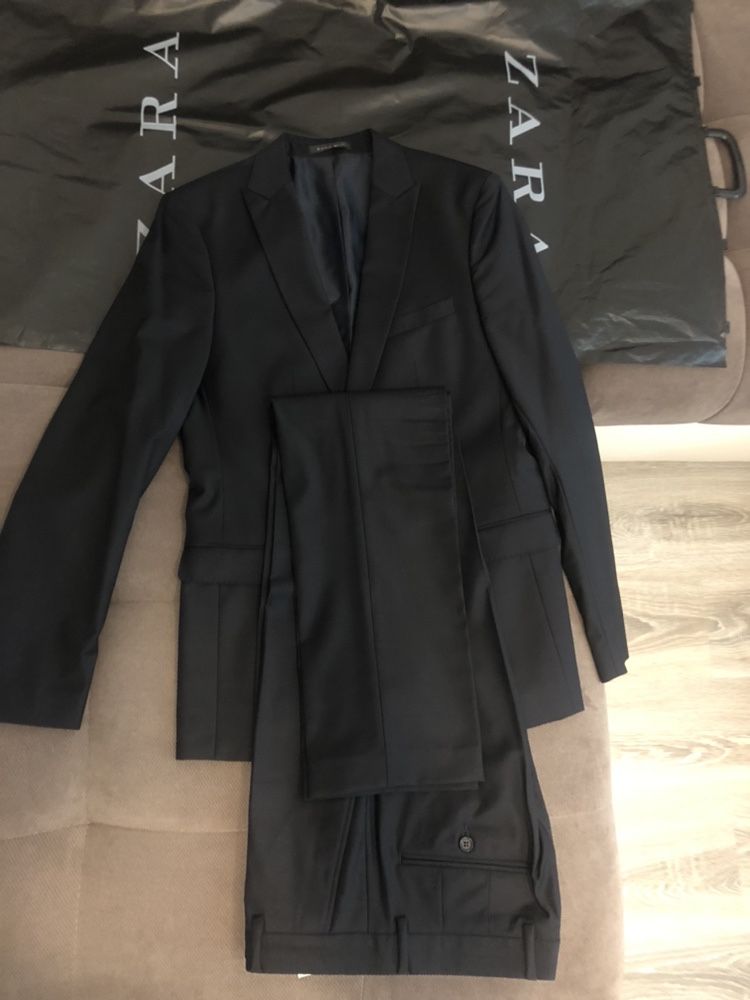 Costum Barbati Zara man NOU negru