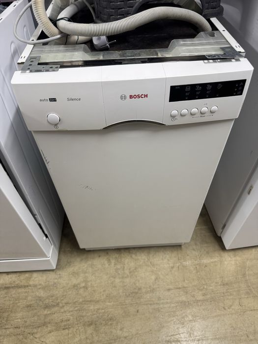 Съдомиялна  Bosch 45см А++ 9 комплекта Germany Гаранция