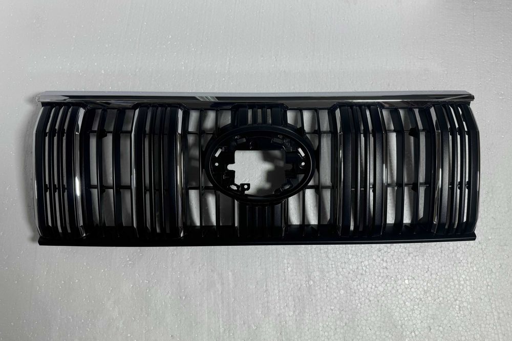 Решетки радиатора Toyota Prado 120, 150
