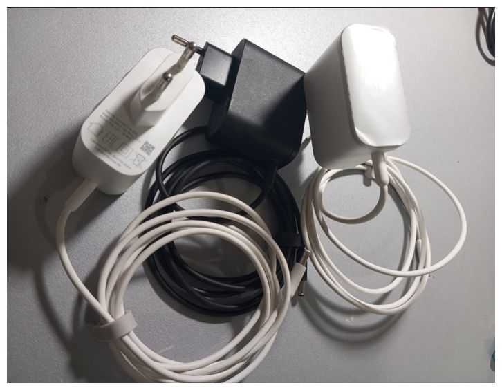 Оригинал на Алису - блок питания Зарядка  . .