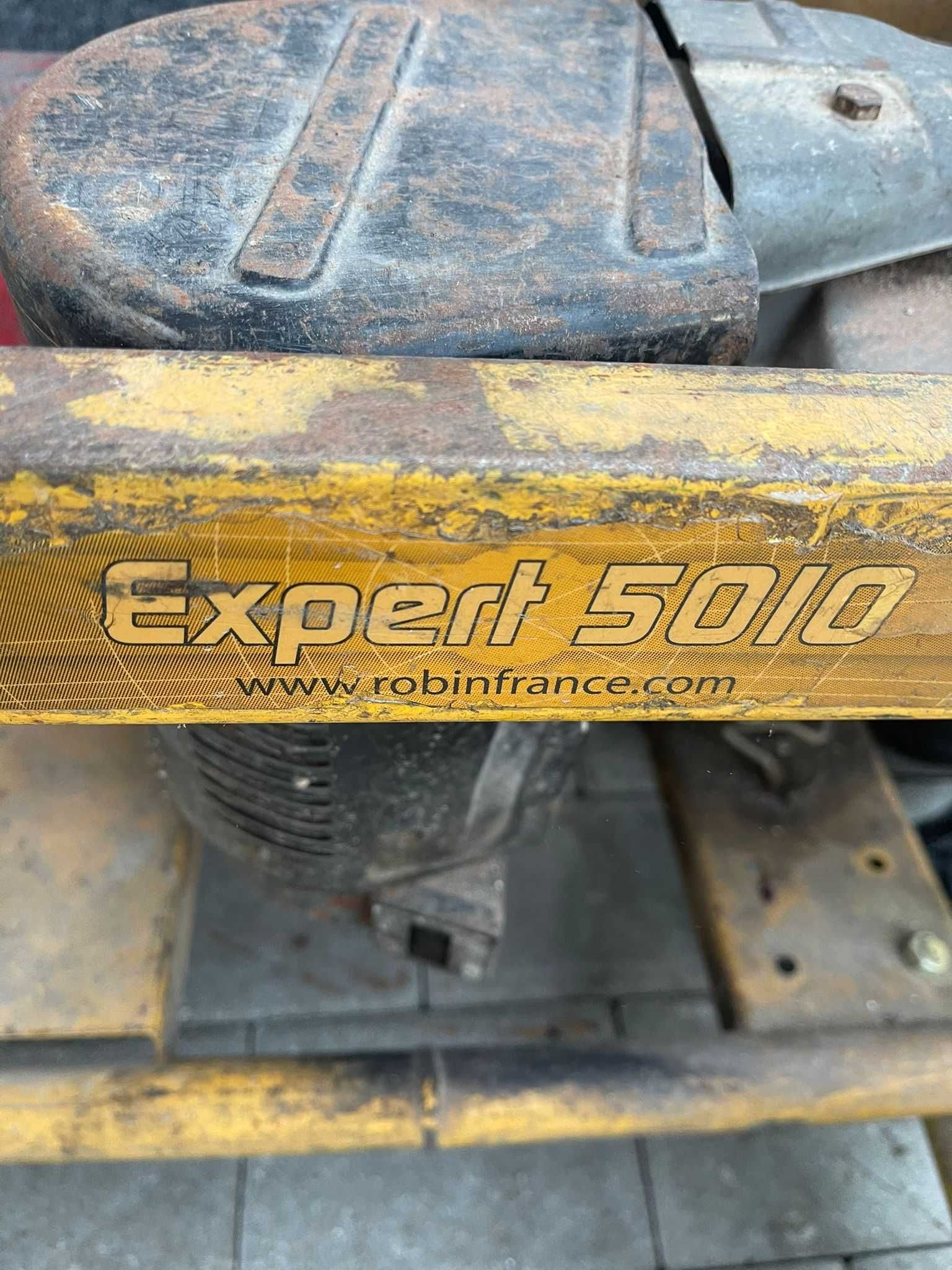 Generator de curent monofazat Subaru Expert 5010