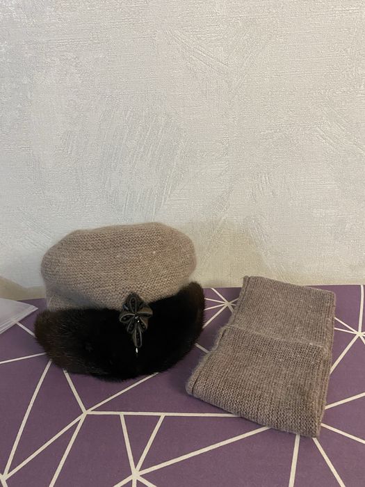 Продам норковую шапку со снудом, мех ангора