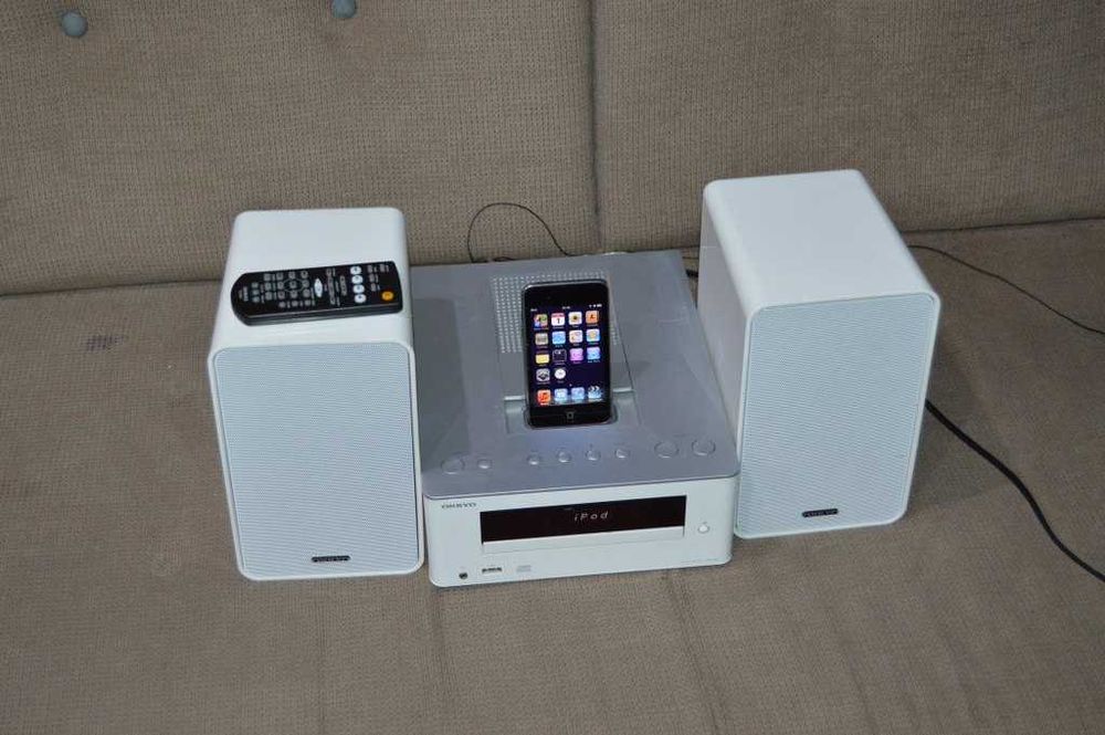 Mini audio sistem Onkyo CS-245 CD, radio, ipod dock