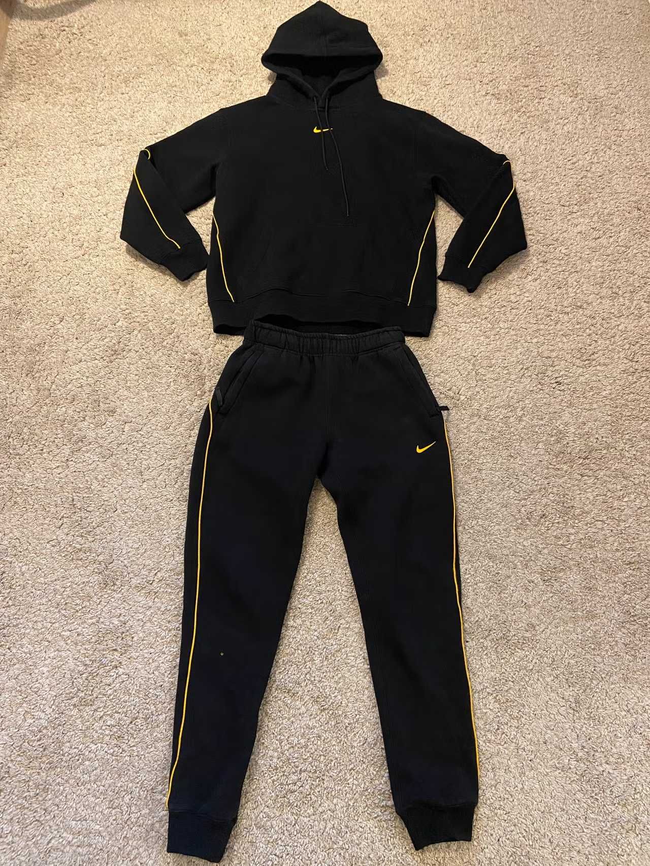Продавам мъжки екип Nike x Nocta  долнище и суичър, размер ХЛ/Л.