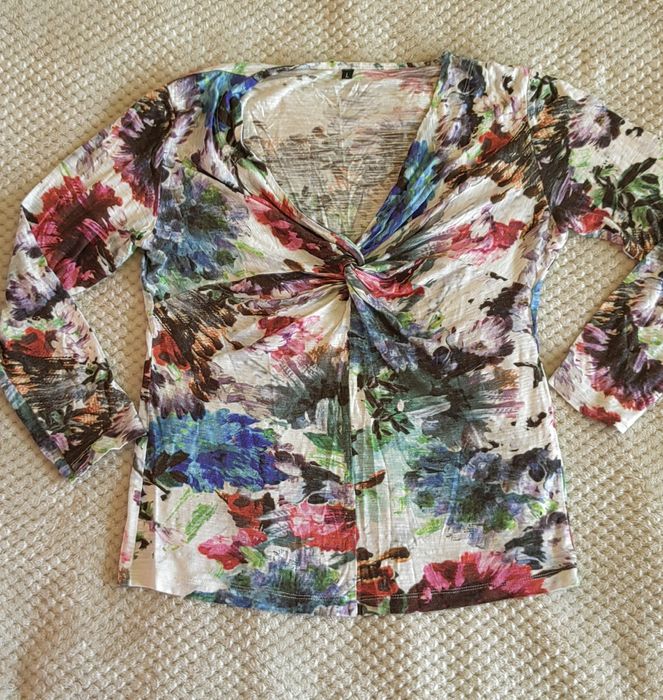 Блузки М/Л размер