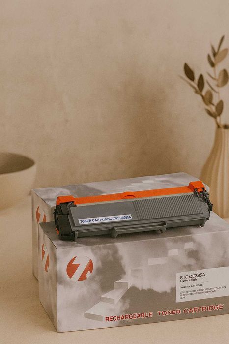 Продажа оригинальных и совместимых картриджей для принтеров.