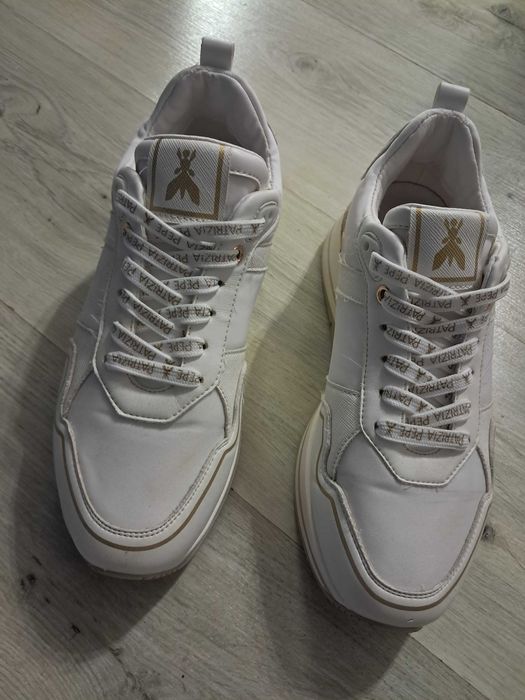 Oригинални сникърси нa Patrizia Pepe