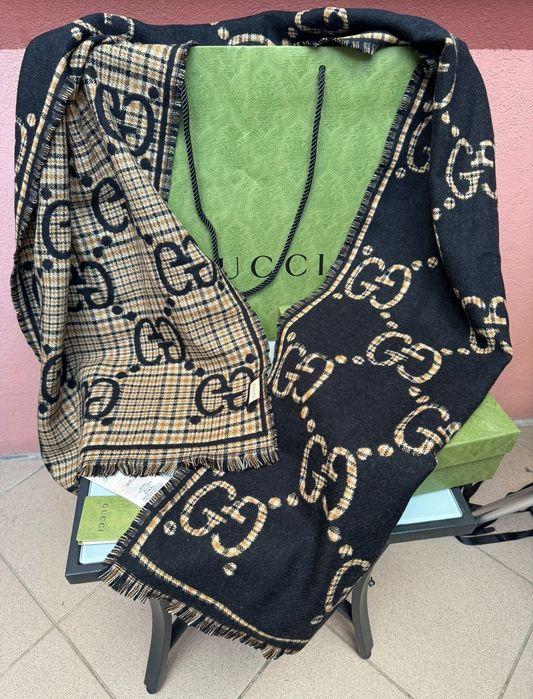 Eșarfă originală Gucci mătase nouă cu etichetă