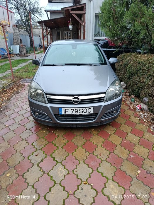 Opel Astra H 18 benzină