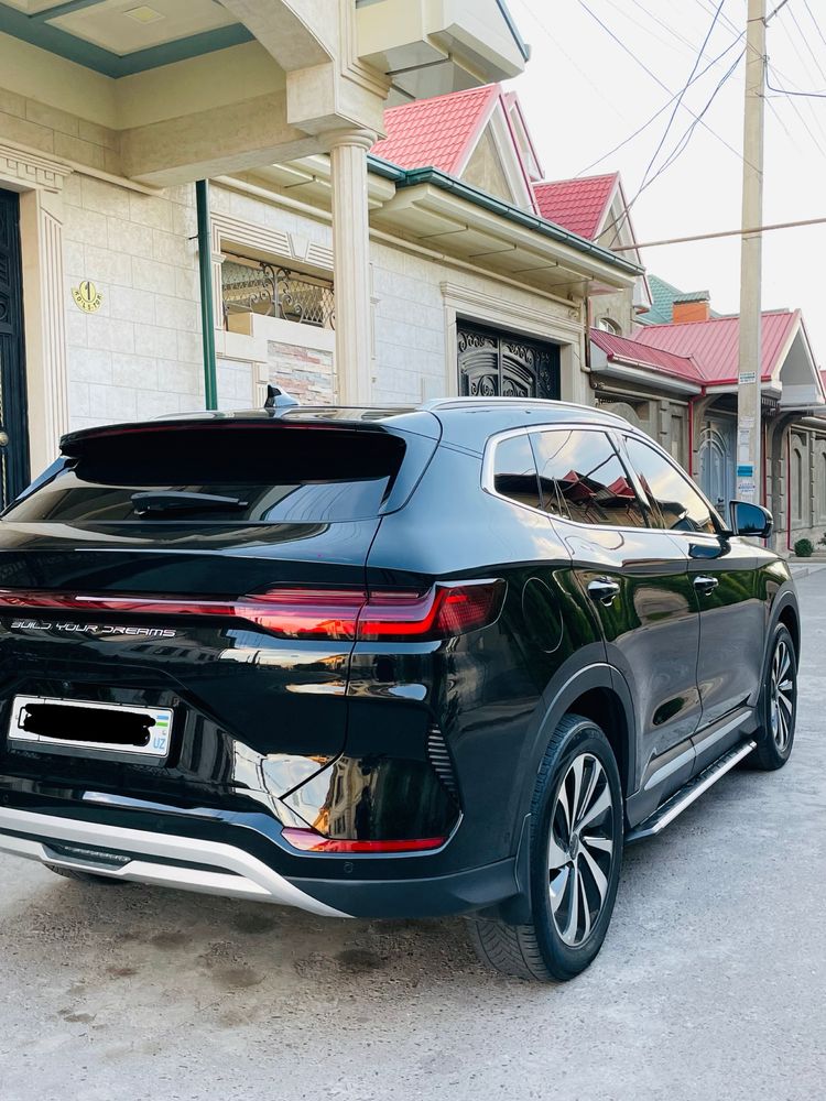 BYD Champion 605km 2023