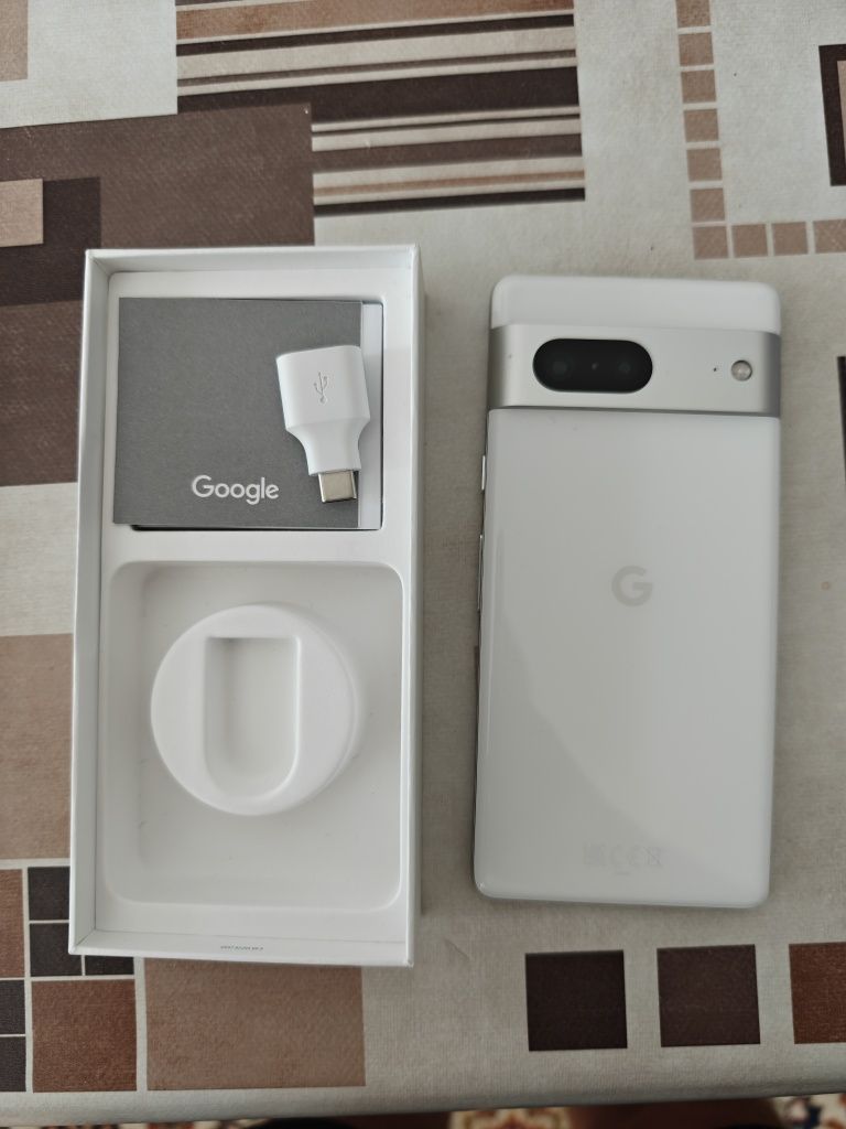 Смартфон Google Pixel 7