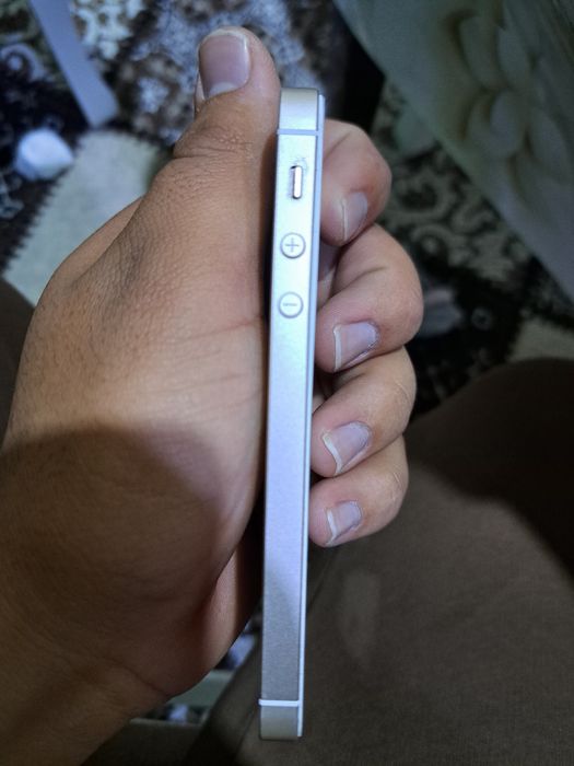 Iphone SE 128GB 100%