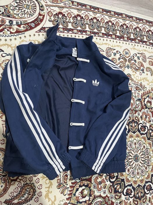Adidas chinese.