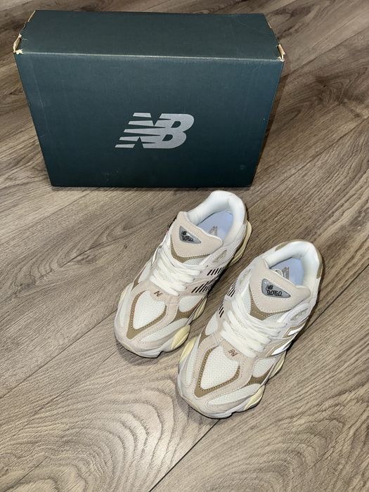 New Balance 9060
