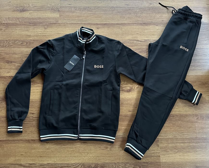 Мъжки,памучен,черен екип Hugo BOSS с бродирано лого