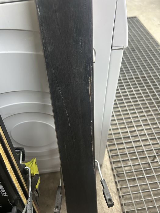 Продавам 4 броя ски