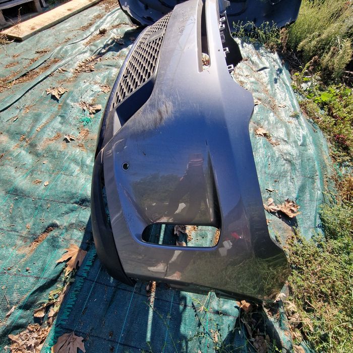 Land Rover Discovery Sport 2019 предна броня