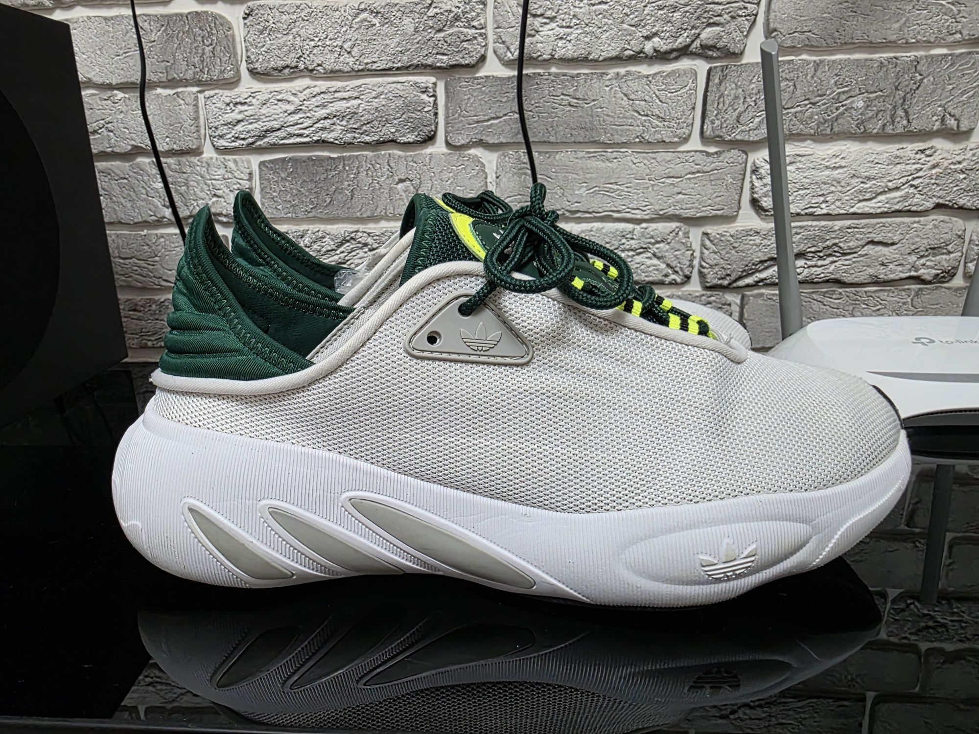 Оригинальные кроссовки Adidas