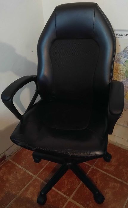 Геймърски стол  черен