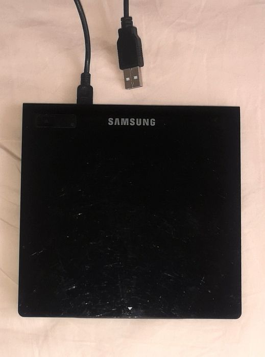 Unitate externa DVD/CD writer Samsung perfect funcțională