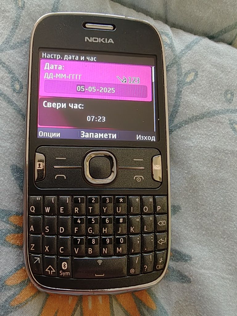 Nokia 302 ASHA отличен