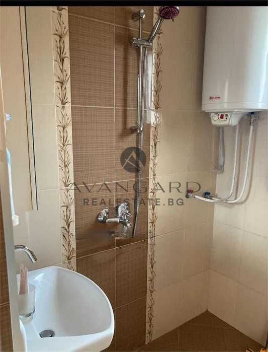 Продава се Двустаен апартамент в Пловдив, Кючук Париж - 68 кв.м за 1620 €/кв.м - Снимка #2