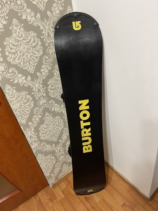 Placa snowboard 147 cm burton cu legaturi