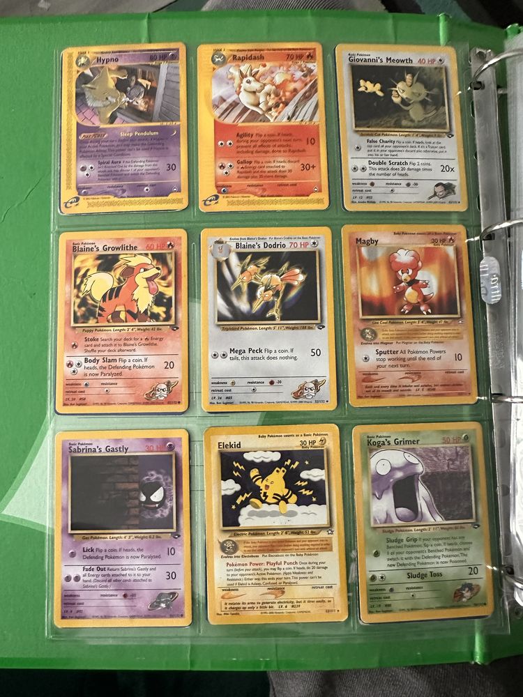 Cartonase pokemon la 10 lei bucata