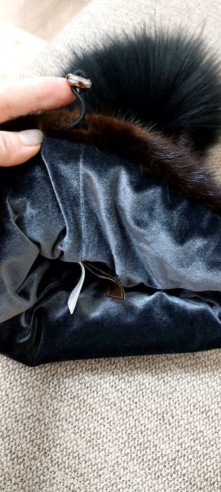 Продам новую шапку норковую