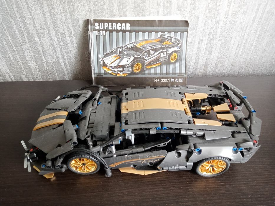 Лего Ламборгини .