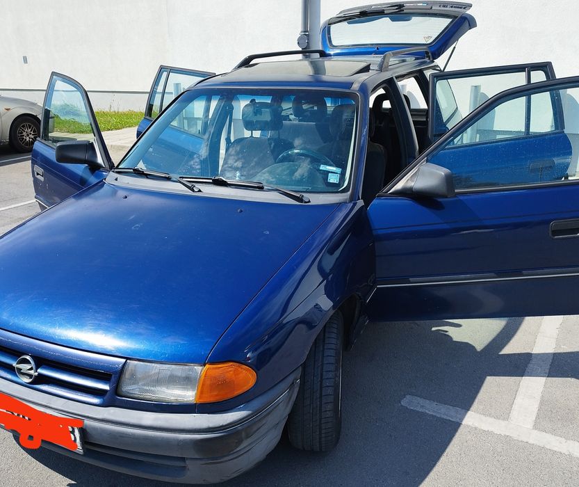 Opel Astra F 1.8i 90 к.с. комби