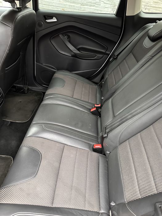 Ford kuga titanium 4x4