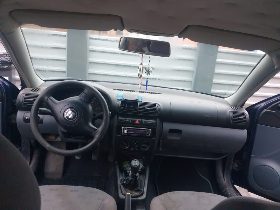 Vând Seat Leon  benzina