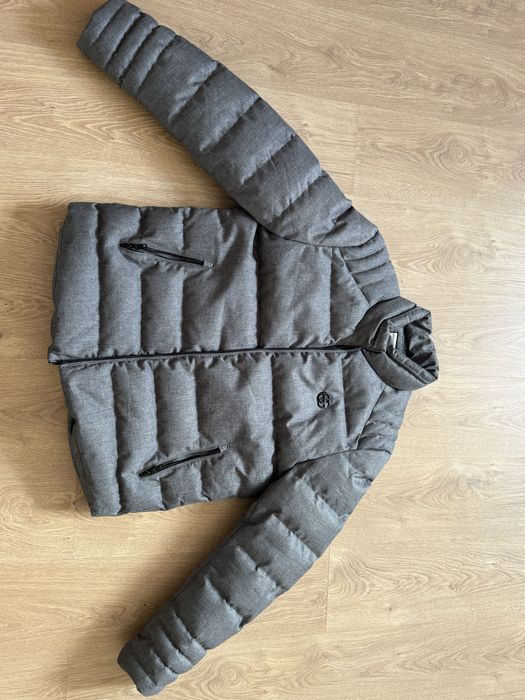 Продам одежды в хорошем состояний .