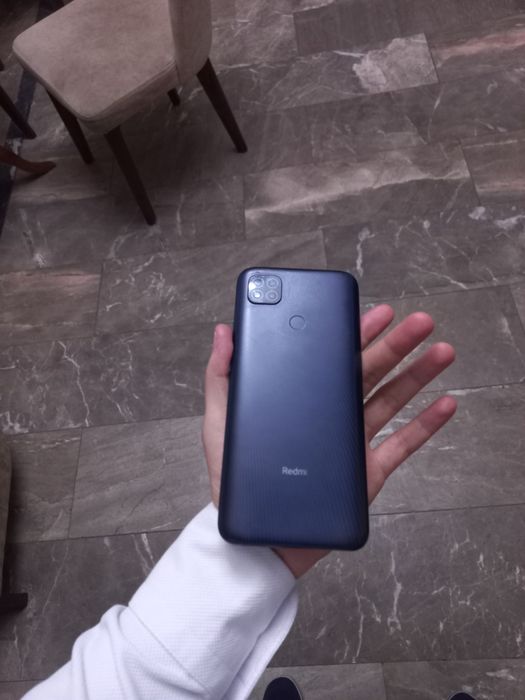 Redmi 9c 64 gb aybi yoq