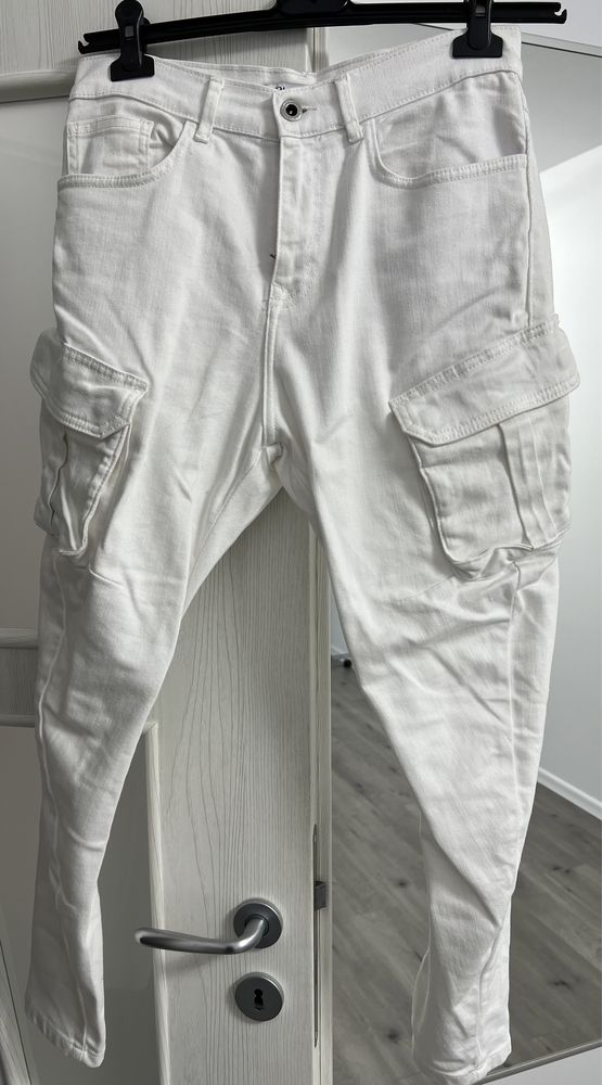 Pantaloni Zara albi