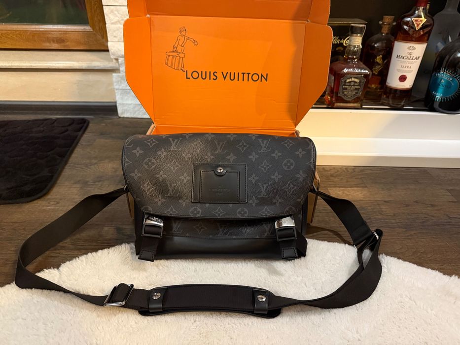 Оригинална чанта Louis Vuitton