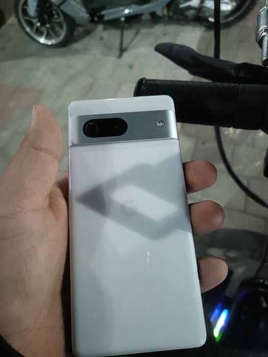 Продается pixel 7