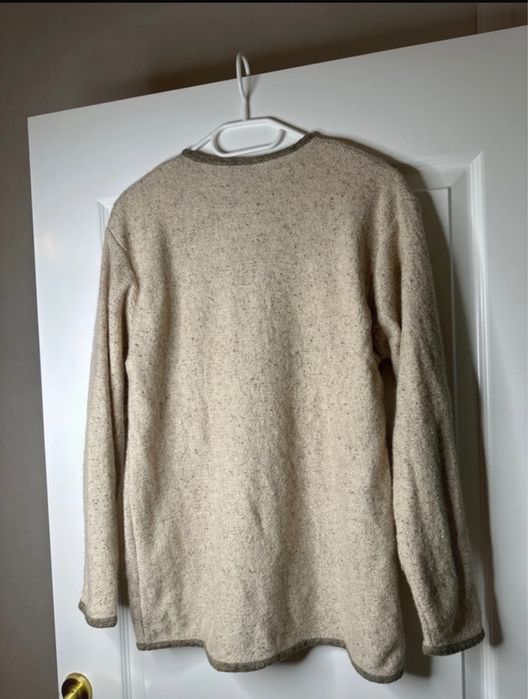 Bluză C&A cu lână și mătase în compoziție