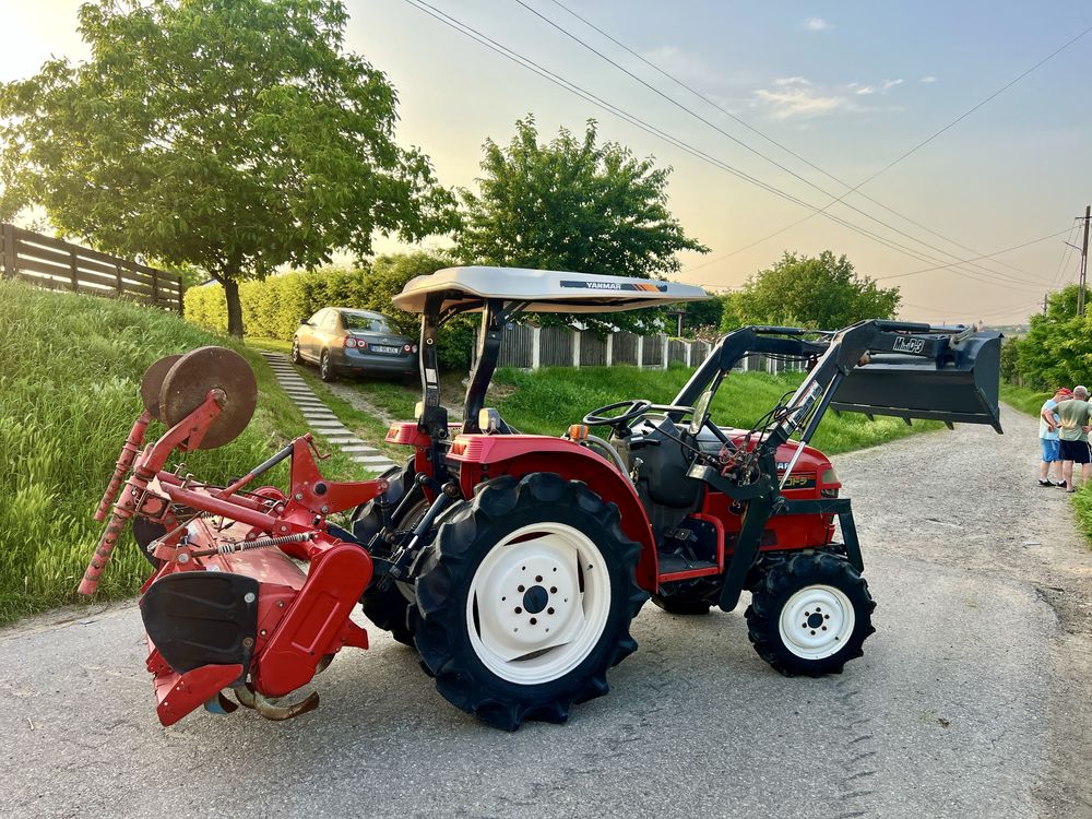 Tractor,tractoras yanmar RS240,incarcator,servo,inversor,freza,kubota