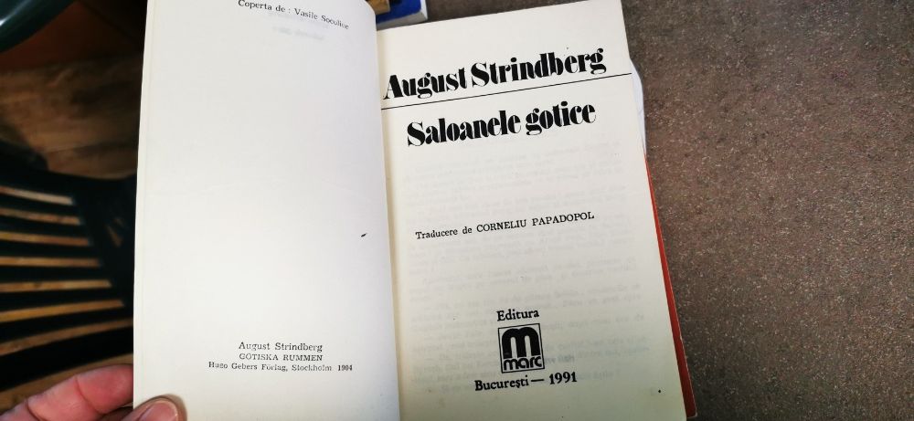 August Strindberg - Saloanele gotic-