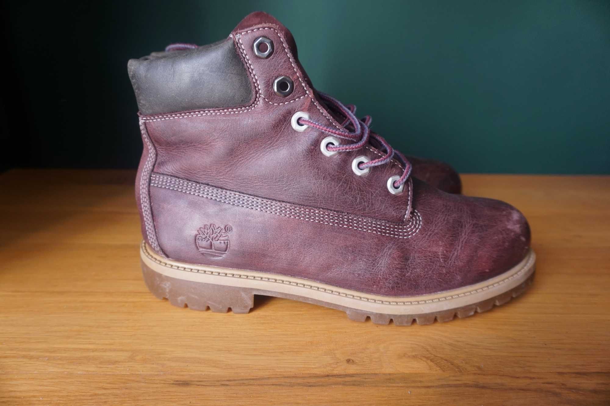 Cizme Timberland visiniu