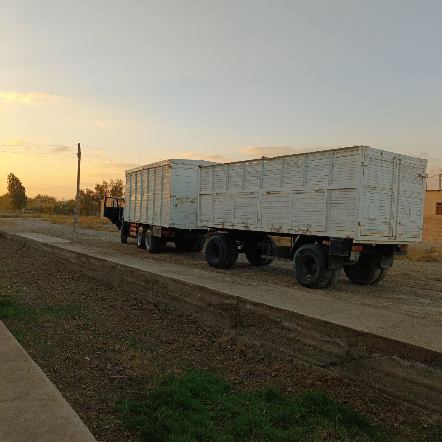 Kamaz 1988yil presep1988yil 15 ta ta gaz balon 1 zapravkada 450km yura