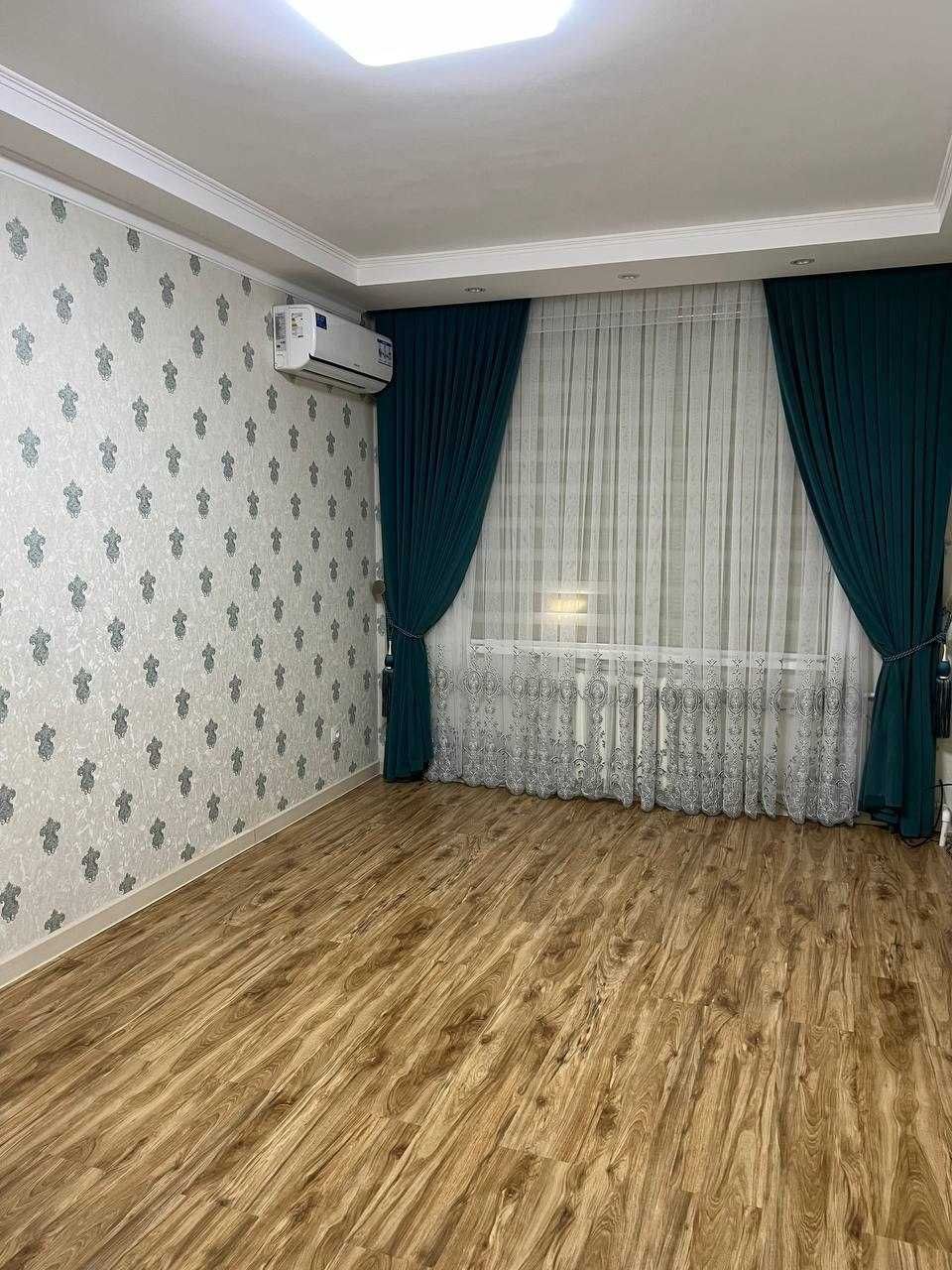 Квартира ,трёх комнатная