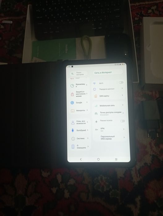 Планшет новый 8/512