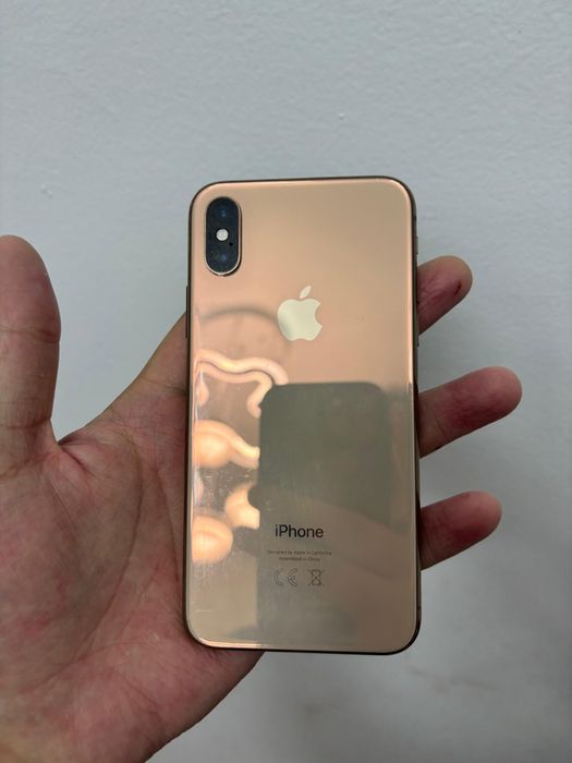 iPhone Xs 64gb сатылады