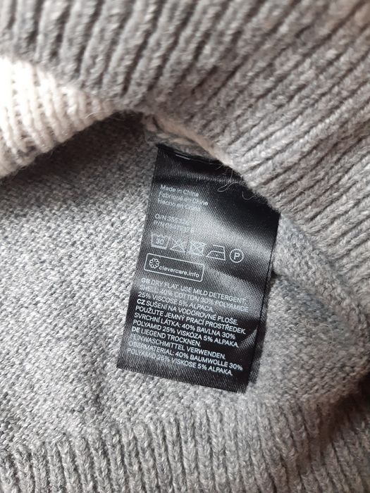 Нов зимен пуловер H&M