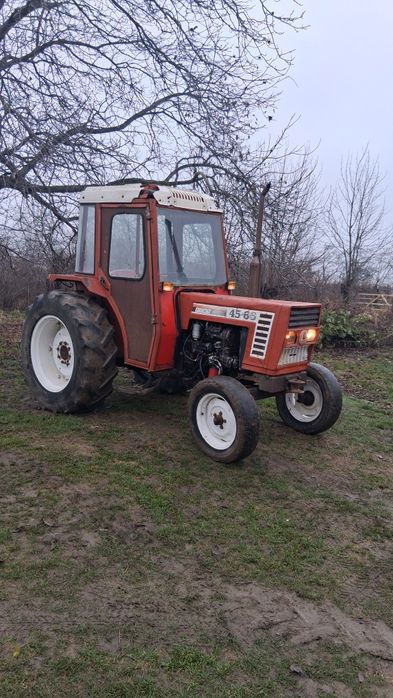 Tractor fiat New Holland