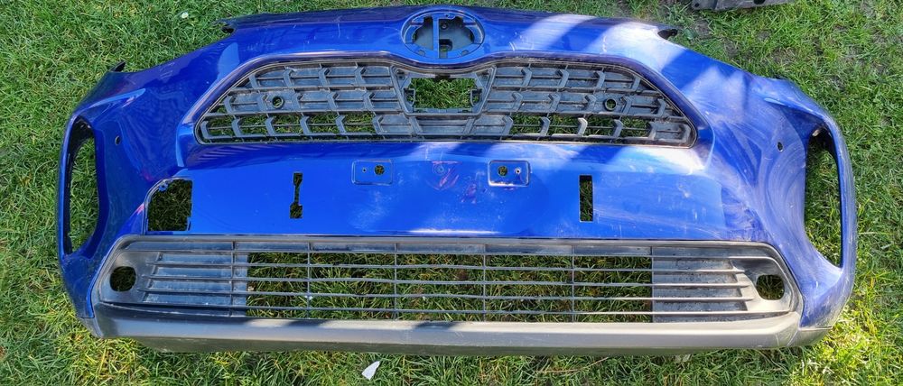 Vând bară față Toyota Yaris Cross