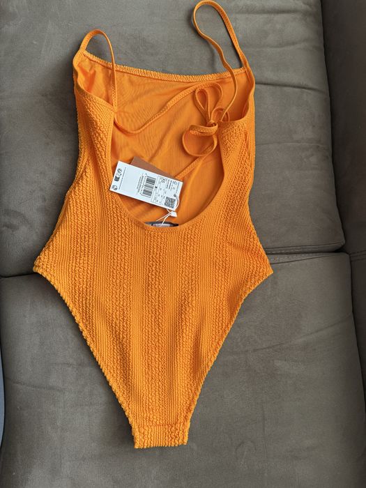 Нов бански mango xs